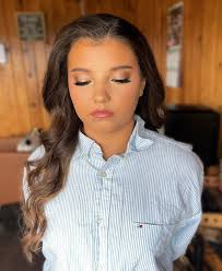 Mississippi Hairstylist + Makeup Artist (@styledxshanna) • Instagram photos  and videos