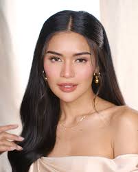 ✨ Radiance Fit for a Queen ✨ Krishnah Gravidez, your Miss World Philippines  2024 🇵🇭, exudes timeless elegance and queenly charm in this dazzling  look. Draped in brilliance and styled to perfection,