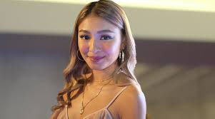 Eyeliner pencils in sapphire, turquoise, and moonstone (p199 each); Nadine Lustre Reveals Her Beauty Rules And James Approved Makeup Look At Lustrous Launch Mega