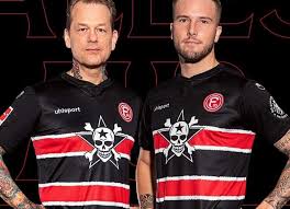 Das design der deutschland trikots veränderte sich, das fußballerische können auch. Fortuna Dusseldorf X Die Toten Hosen 2019 Uhlsport Special Edition Kit 19 20 Kits Football Shirt Blog