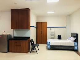 Perpaduan ketiga unsur healing environment dalam desain interior dan eksterior merupakan solusi dalam mengatasi masalah stres dan ketidaknyamanan pasien, keluarga maupun staf pada saat berada dalam rumah sakit. Photo Ahza Jaya Construction Desain Interior Rumah Sakit Umum Airlangga Unair Desain Interior Rumah Sakit Umum Airlangga Unair 2 Desain Arsitek Oleh Ahza Jaya Konstruksi Arsitag