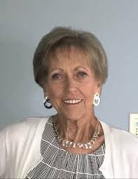 Karen Heffelfinger's Instagram, Twitter & Facebook