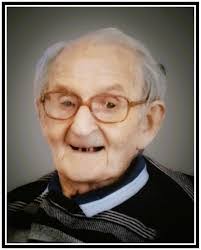 Frank Tully's Instagram, Twitter & Facebook