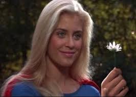 Supergirl la ragazza d' acciaio" una recensione tra il serio e il faceto  sul filo della nostalgia