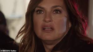 The characters of svu and organized crime will be tested in ways they haven't been before. Mariska Hargitay And Christopher Meloni Come Face To Face In Teaser For Law Order Crossover Daily Mail Online