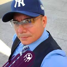 Thinking about all the sleep I haven't gotten. 😂 Pensando en todo lo que  no he dormido.