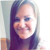 Sara Seals's Instagram, Twitter & Facebook