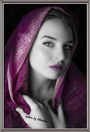 Black And White Vs Color Portraits Pin By Rebecca Jones A Daughter S G On Lajki Na Pinterest Color Splash Photography Splash Photography Color Splash
