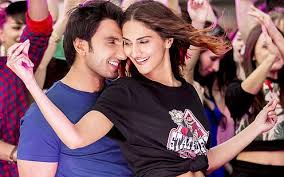 Download free tamasha hd wallpapers, hd images. Hd Wallpaper Tamasha Movie Stills Women S White Casual Shirt Movies Bollywood Movies Wallpaper Flare