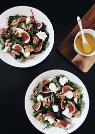 You Need 4 Fresh Figs Mixed Salad Baby Spinach Walnuts Chevŕe Dressing Honey Olive Oil Vinegar Salt Cooking Roast Salade Chevre Chevre Chaud Miel Cuisine