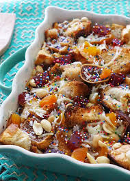 Learn how to make/prepare capirotada by following this easy recipe. Pin On My Nibbles And Feasts