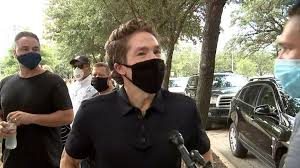The american pastor lives an elegant but lavish lifestyle. Pastor Joel Osteen Marched At The Houston Black Lives Matters March