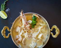 Faptul că e dată doar jumate prin. Bucatarie Libaneza Restaurant Mandaloun