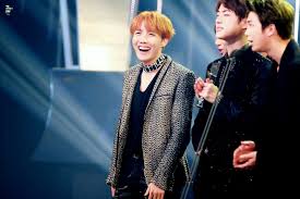 J Hope Bts At The 2016 Asia Artist Awards Bts Ë°©íìëë¨ Asia Artist Awards Bangtan Jhope