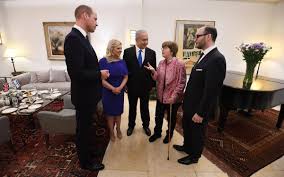 Mit schwierigen voraussetzungen wurde prinzessin alice jedoch zu einer beeindruckenden persönlichkeit. Botschaft Israel V Twitter Es Ist Nicht Sehr Bekannt Dass Prinzessin Alice Von Battenberg Uroma Von Prinz William Und Mutter Von Prinz Philipp Als Gerechte Unter Den Volkern Von Yadvashem