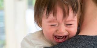 Yang perlu diwaspadai saat terjadi demam pada bayi. 3 Hal Yang Tak Boleh Dilakukan Saat Bayi Demam Halaman All Kompas Com
