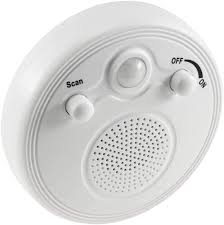Wir bieten ihnen ein nicht sichtbares einbauradio, das unter der spanndecke montiert wird, sie haben lediglich eine kleine fernbedienung zum steuern des radio. Radio Mit Bewegungsmelder 360 Sensor O 95mm Batterie 3x Aa Montage An Wand Decke Weiss Amazon De Baumarkt