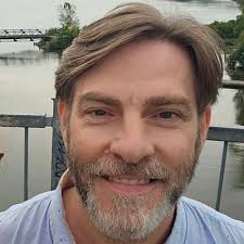 Derek John Langhorn (@comdevelop)