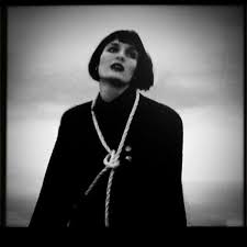 Lebanon Hanover Kiss Me Until My Lips Fall Off Lebanon Hanover Filmes Musica Sprite