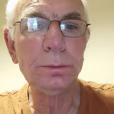 Lee Broad (@broad.lee) • Threads, Say more