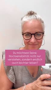 Dann ist genau jetzt Dein Moment. 🩷, Denn tief in Dir weißt Du längst:, Du  willst Dich nicht länger anpassen, rechtfertigen oder kleinmachen., Du  willst mit Deiner Sensibilität sicher und ...