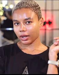 Nancy Isime shares adorable pictures of herself. I love her outfit! 😍