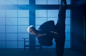 Phillip schofield accused of 'missing the point' in sexism comments. Phillip Schofield Finds His Inner Zen In New Webuyanycar Com Spot Lbbonline
