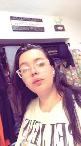 Kailey Grant (@yourmomsosmyfavalut)'s videos with kiłl me in my white tee