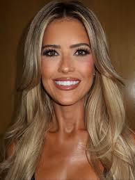 Glam with @cassiemkelley 🤍 Hair @carlyxhair #makeupbylyndsayz