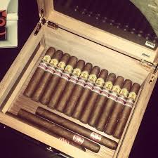 Choose The Perfect Gifts Happy Holidays Cuban Cigars Cigars Perfect Gift