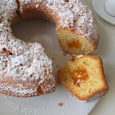 A questo punto la vostra soffice e golosa ciambella alla marmellata con ricotta senza burro sarà pronta per essere gustata. Torta Ciambella Cuore Di Marmellata Dolce Soffice Cucinare E Come Amare