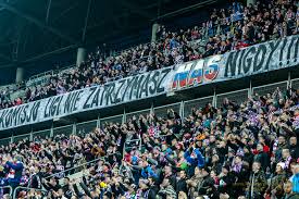 Korzystając ze strony akceptujesz pliki cookies. Galeria Z Meczu Gornik Zabrze Zaglebie Lubin Roosevelta 81