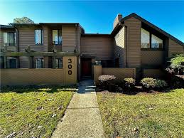 300 Rutherglen Muse, Virginia Beach, VA 23452