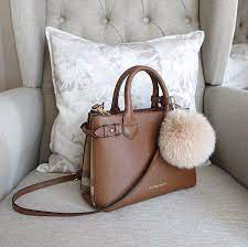 Burberry handbags burberry bags bowling bags burberry women black cross body bag womens tote bags calf leather banner calves. Ø®Ø§Ø¦Ù† ÙŠÙ†Ø§Ù… Ù…Ø£Ø¯Ø¨Ø© The Small Banner Burberry Alterazioni Org