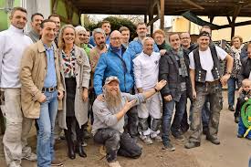 Eu 05.10.05, daten vorläufig gewichtet). Zuhause Im Gluck Auf Rtl Ii Wie Ein Filmteam Einer Familie Gluck Bringt Maz Markische Allgemeine