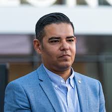 In a methodical rise, Robert Garcia has recast himself as a picture-perfect  Democrat • Long Beach Post News