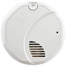Homeadvisor's smoke & carbon monoxide detector installation cost guide gives average prices to install or replace an alarm system. First Alert Sa320 Battery Powered Smoke Detector With Photoelectric And Ionization Sensors Target