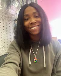 Hídden Gem (@cincysbrightestsmile) • Instagram photos and videos