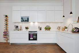 Comment poser carrelage metro blanc language fr pose carrelage salle de bain sur ancien carrelage pose voir plus d idees sur le theme carrelage metro idees salle de bain carrelage from tse1.mm.bing.net il peut alors se marier à de nombreux matériaux (bois, acier, verre, etc.). Comment Poser Carrelage Metro Blanc Language Fr Renover Sa Salle De Bain How To Draw