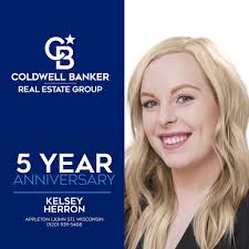 Kelsey Herron's Instagram, Twitter & Facebook