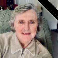 Flashback Friday! In your travels throughout Qld, which substantial brick  school buildings remind you of the classical lines of the main Nundah SS  building?