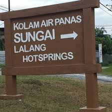 Kolam air panas di dusun tua batu 16 adalah merupakan kolam air panas yang terhasil dari tindakbalas sulfur dalam tanah. Photos At Kolam Air Panas Jln Hulu Langat Semenyih Hot Spring In Semenyih