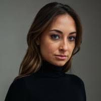 Chloe Noble's Instagram, Twitter & Facebook