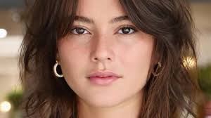 The Monica Haircut' Has Slinky Length, Airy Layers & Phwoarr Volume