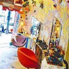 Martin georges, né en 2000 et habite le mans. Coiffeurs Du Quartier Chateau Landon A Paris 10eme 75010