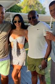 Rhoa's falynn guobadia breaks silence on estranged husband simon's engagement to porsha williams. Rhoa Falynn S Husband Just Deleted All Her Photos Lipstick Alley