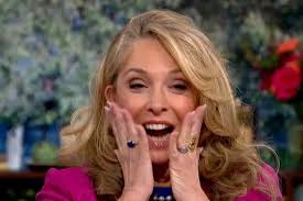 BBC EastEnders fans demand Sharon Watts brings 'brilliant' extra back to  Walford