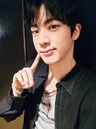 Actualización de BTS en TW💙 JIN 🐹 [Bangtan de Hoy] Un momento precioso en  el que los sentimientos sinceros de ARMY y Seokjinie se transmitieron  mutuamente💜 Voy a recordar por mucho, mucho