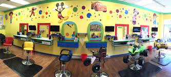 These perth children's hairdressers provide child friendly hair cut facilities to make your child or baby's next haircut lots of fun! Kids Hair Salon
