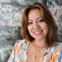 Janet Koster's Instagram, Twitter & Facebook